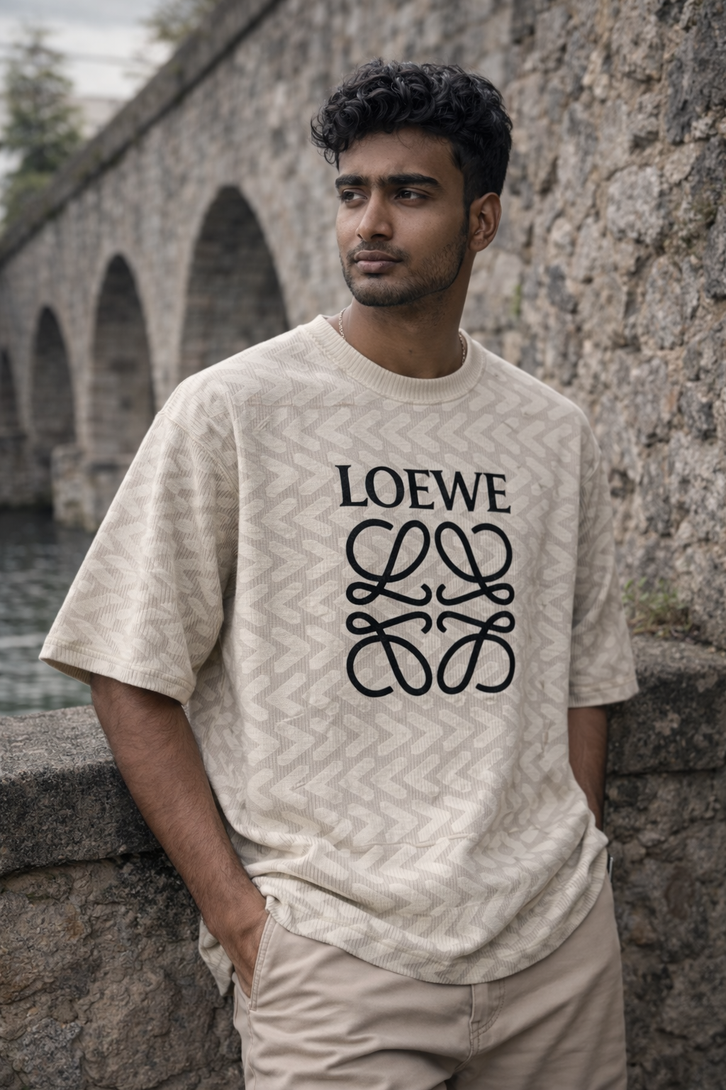 T Shirt Five/S Design Fab Loewe Emb Chd,Designer Style Embroidered T-Shirt